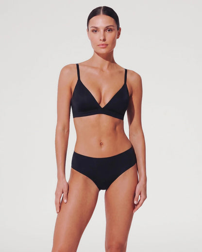 Everyday Wireless Plunge Bralette - Padded