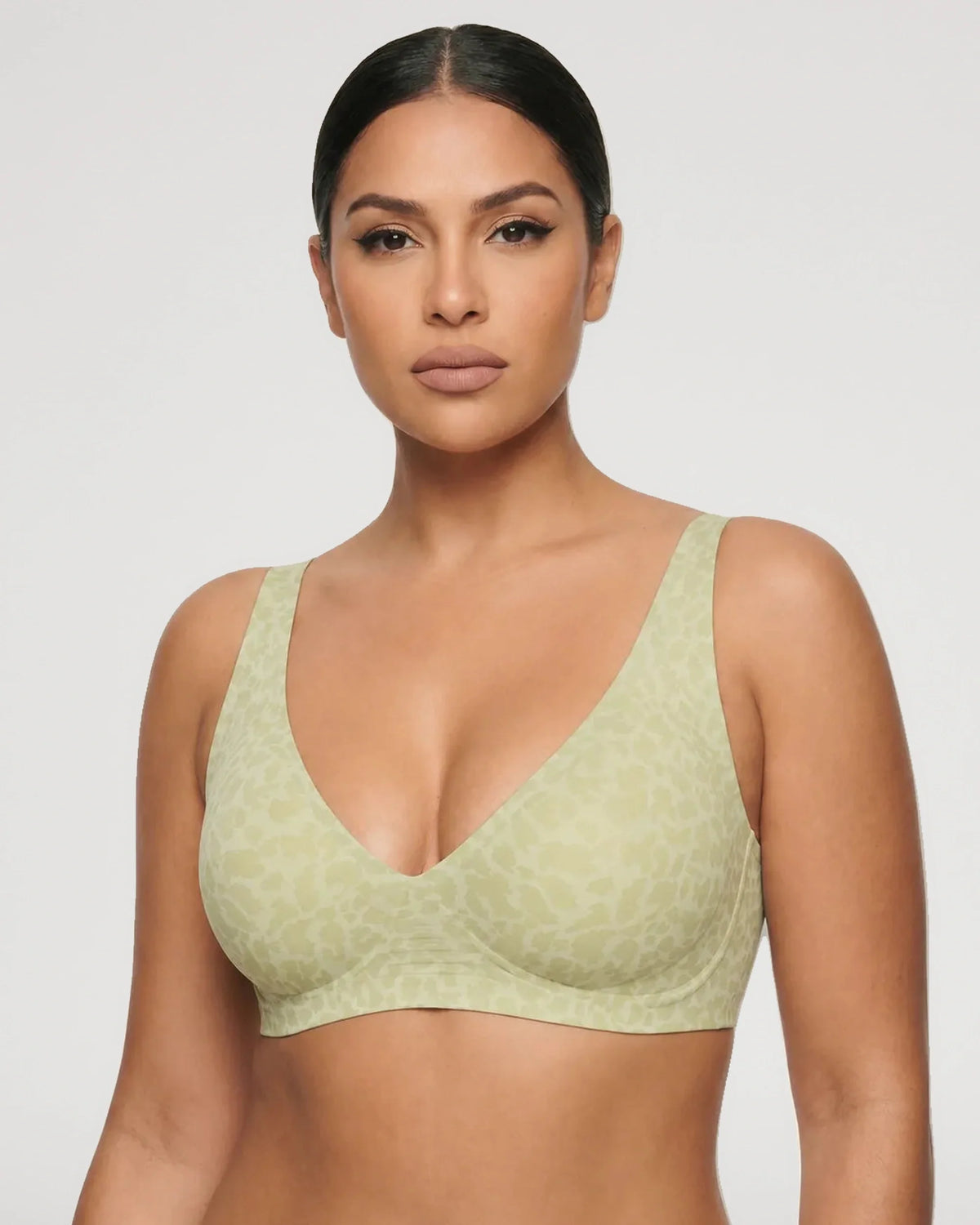Seamless Wireless Plunge Push-Up Jelly Bra
